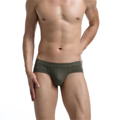 torso fireann dathúil